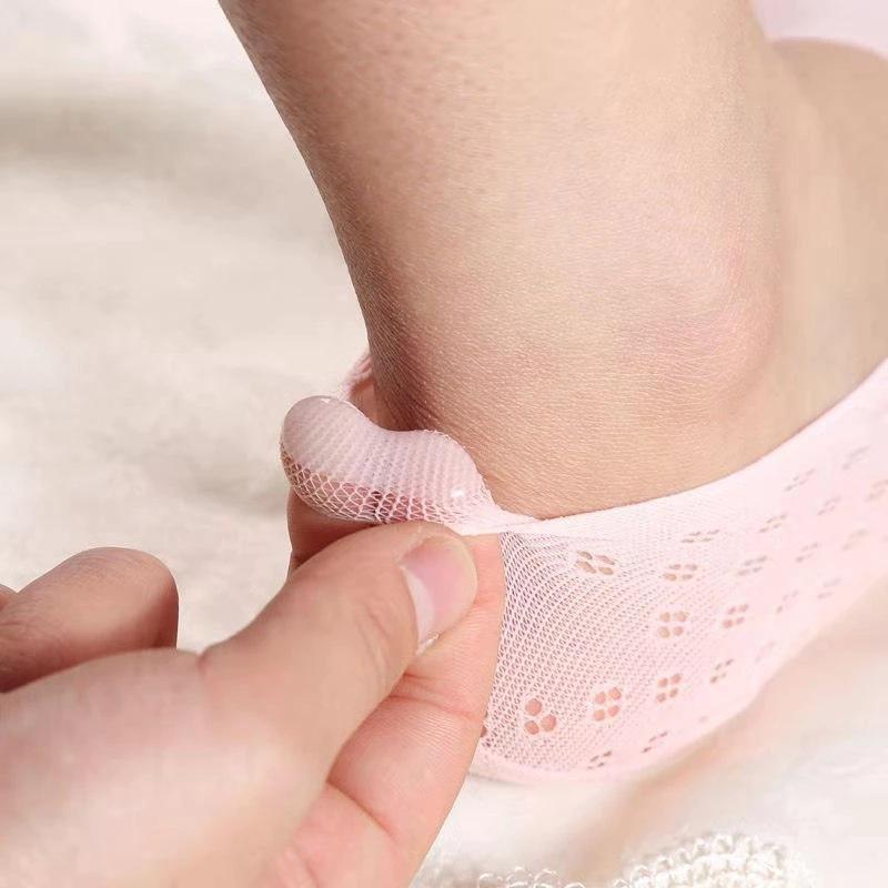 Summer Low Shoe Toe Socks by BowLift