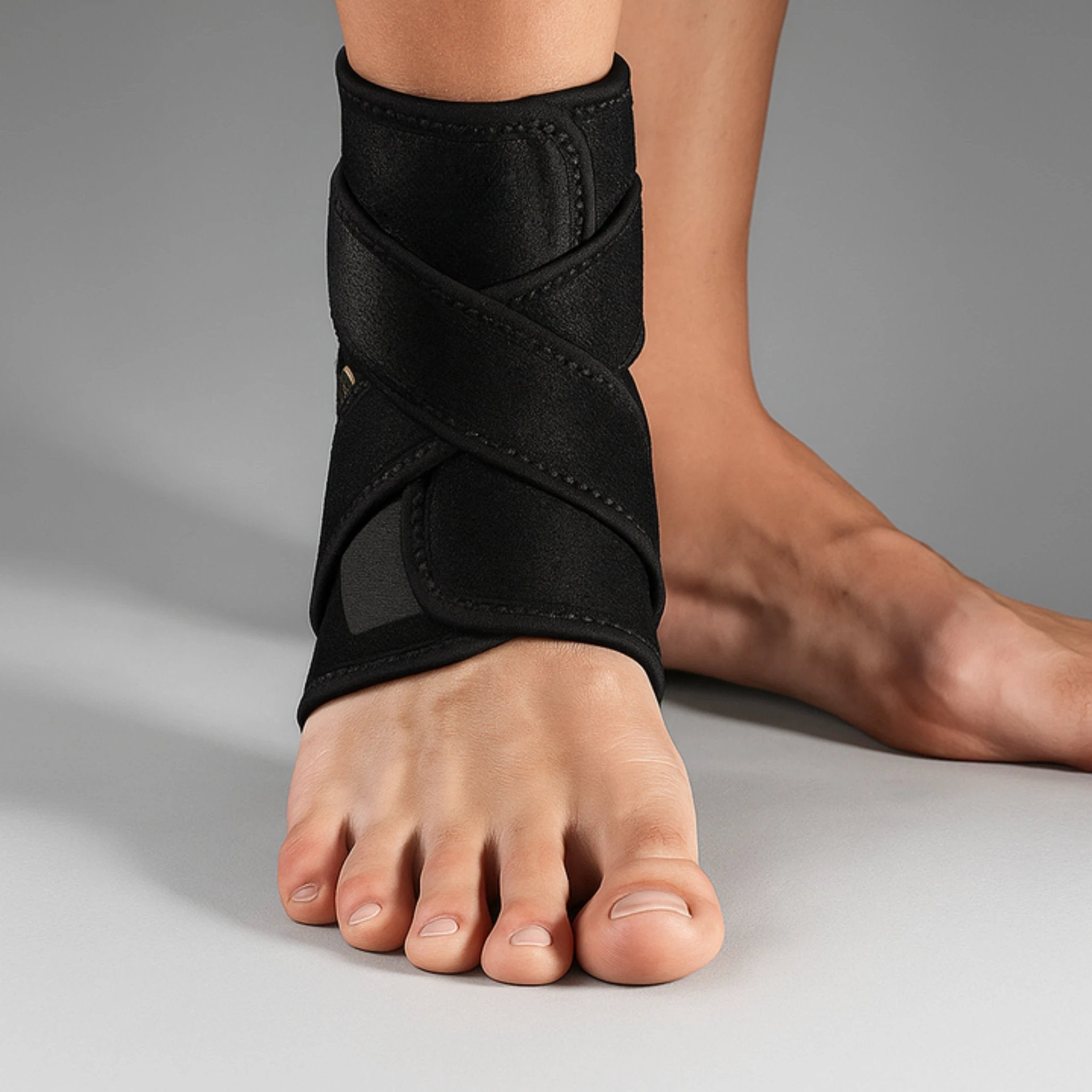 Stabilising Compression – Breathable Adjustable Straps – Running Gym & Sports Protection Bowlift by Bowlift
