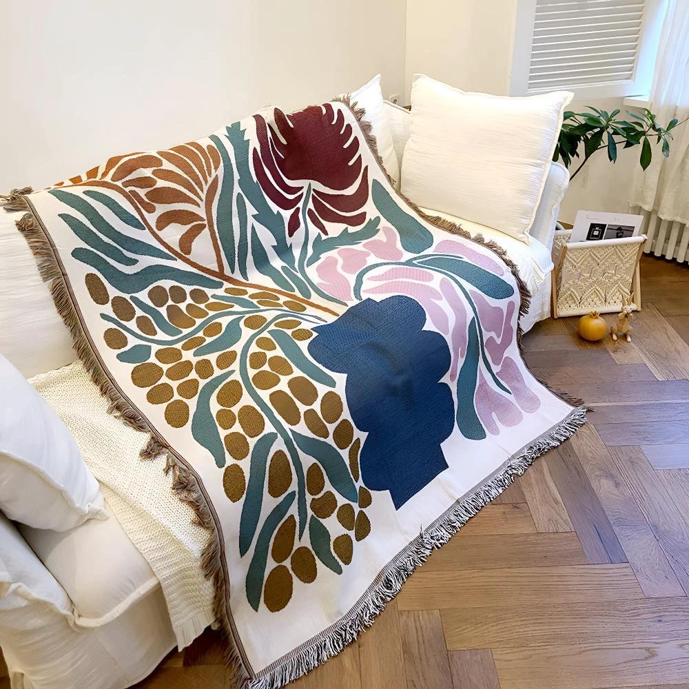 Floravase Woven Throw by Casa & Beyond
