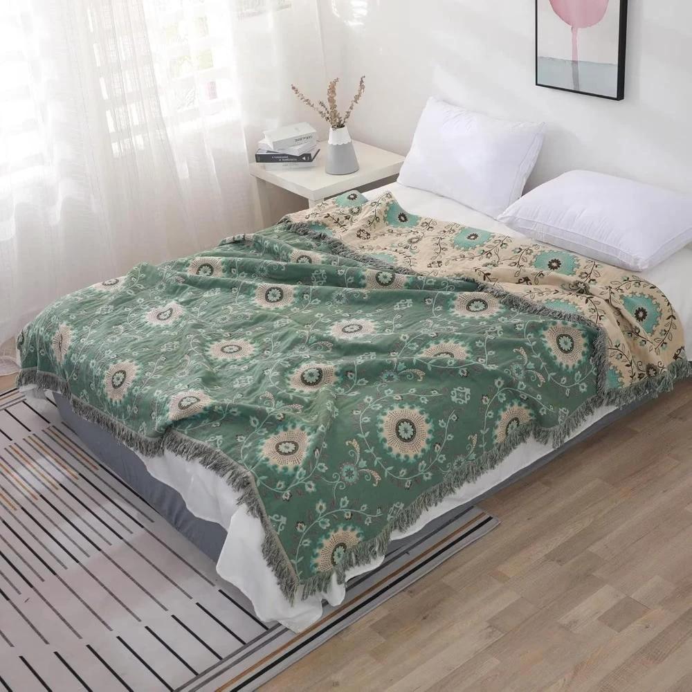 Retro Mandala Reversible Blanket by Casa & Beyond