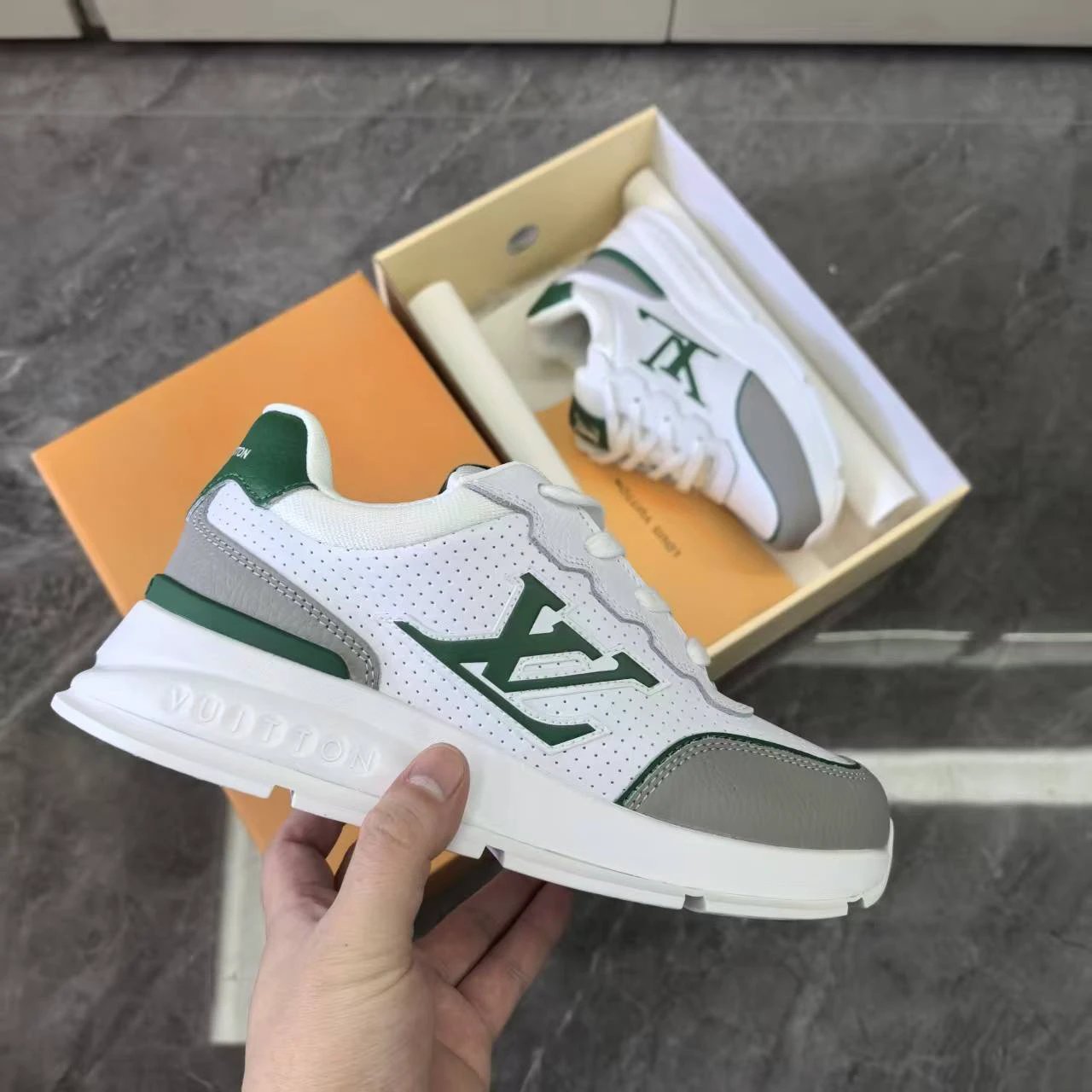 Luxury Lou Paris Classic Trainers Green White Shoes Sneakers by Air Jordan