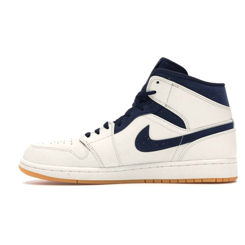 Air Jordan 1 Retro Mid Jeter by Air Jordan