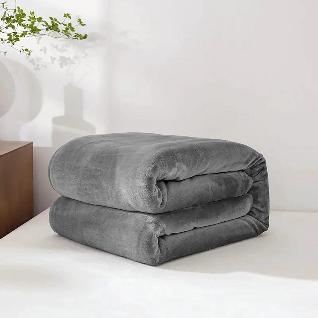 Fleece Large Sofa Throw Light Weight Faux Fur Blanket Bowlift by Bowlift