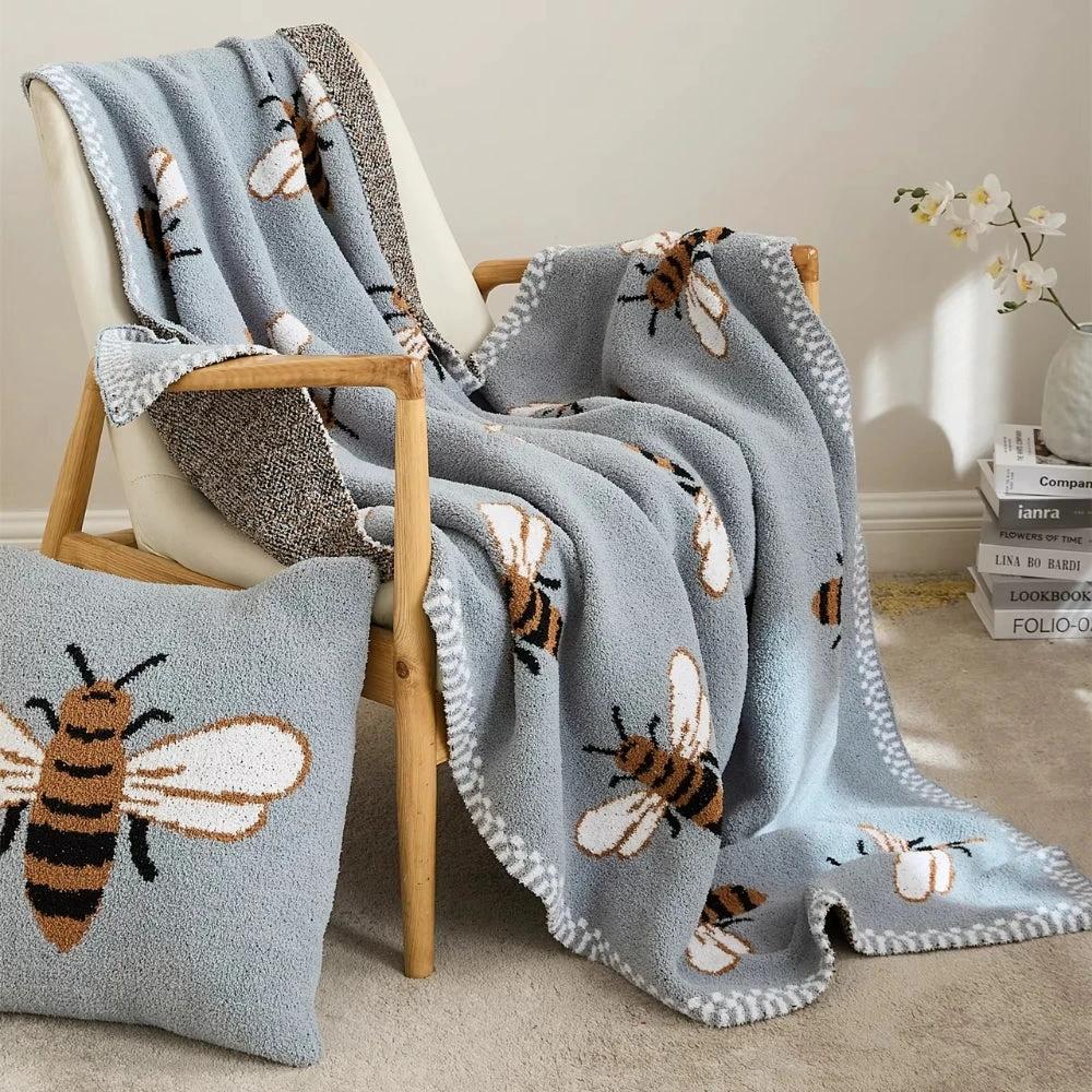 Fuzzy Bee Pattern Throw Blanket by Casa & Beyond