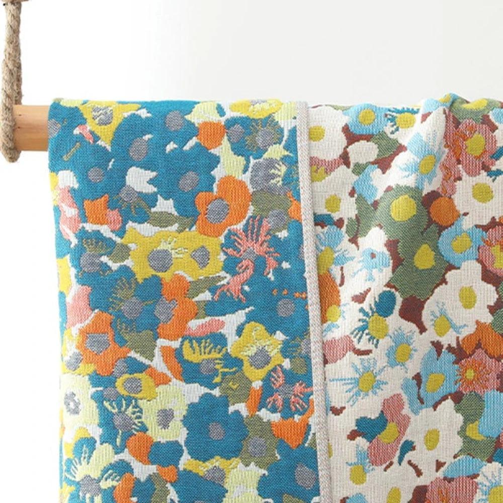 Palette Splash Reversible Bath Towel by Casa & Beyond