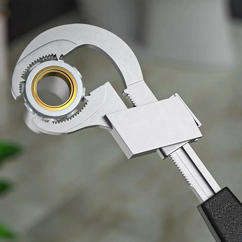 Multifunctional Bath Key by Bowlift