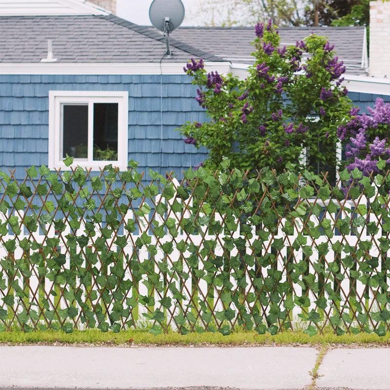 Expandable artificial privacy fence by BowLift