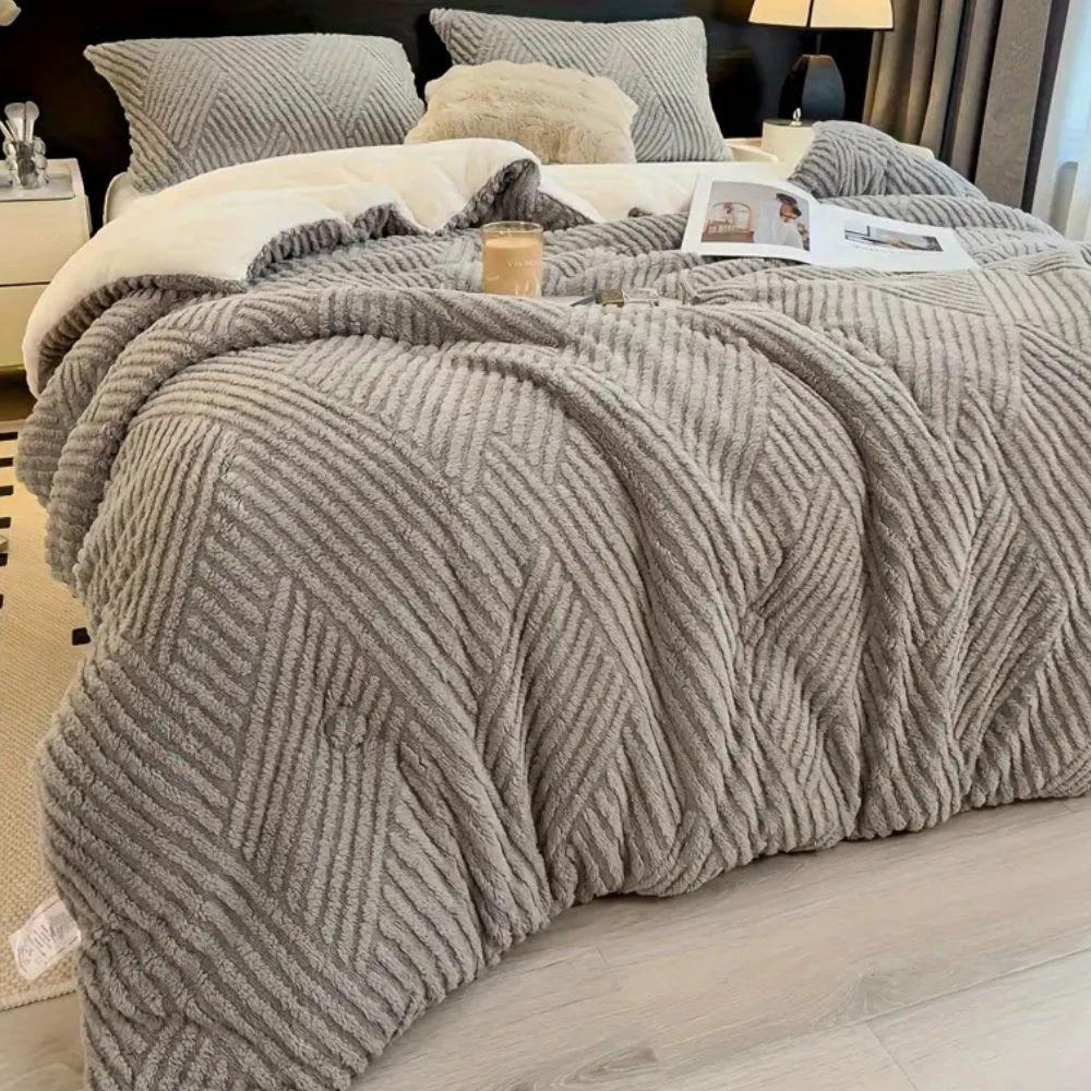 Chevron Luxe Plush Blanket by Casa & Beyond