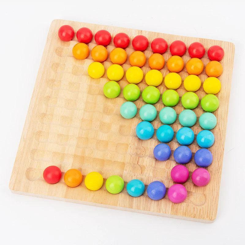 Clip made of wooden beads educational toy by Bowlift