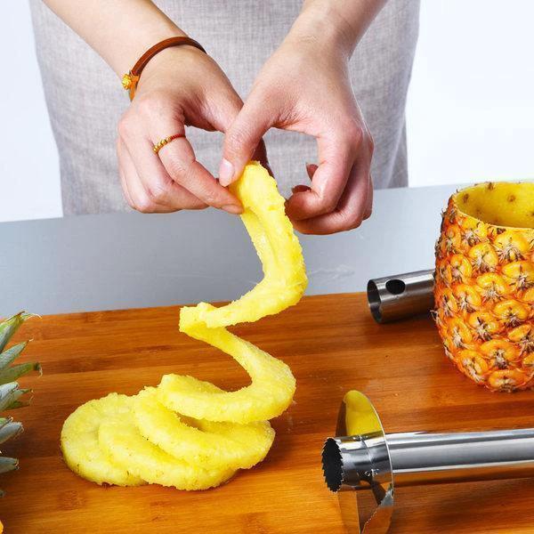 Pineapple peeler made of stainless steel by Bowlift