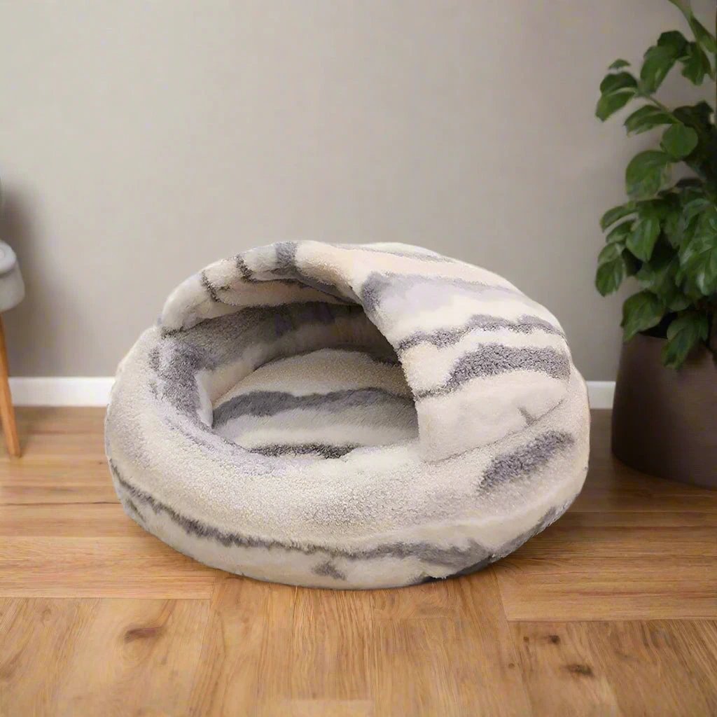 Lavish Marble Striped Pet Bed by Casa & Beyond