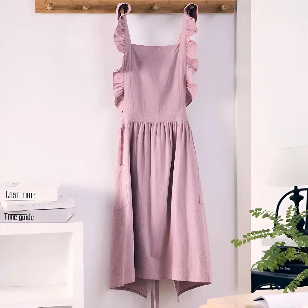 Lotus Leaf Lace Apron by Casa & Beyond