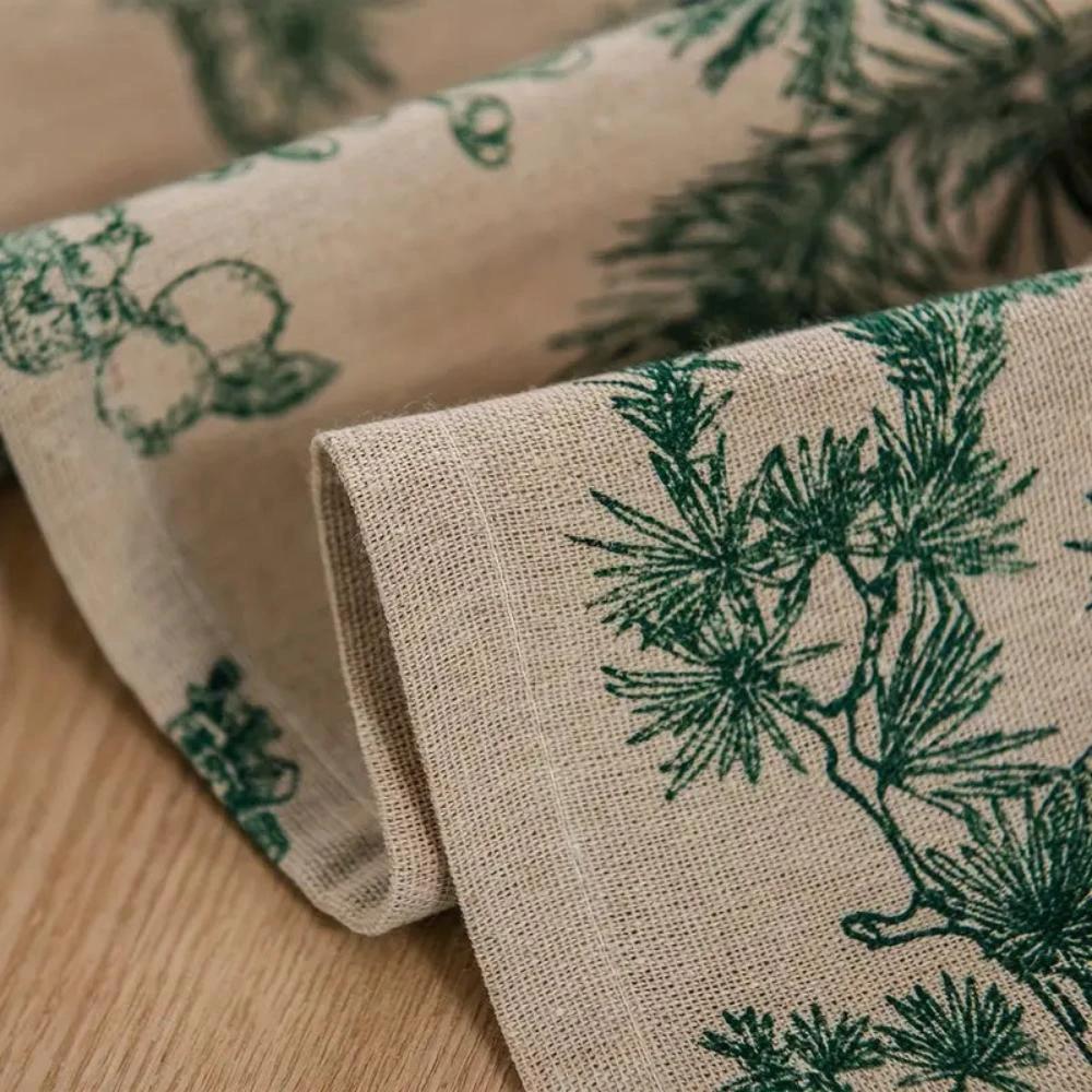 Pine Grove Cotton Dining Cloth by Casa & Beyond