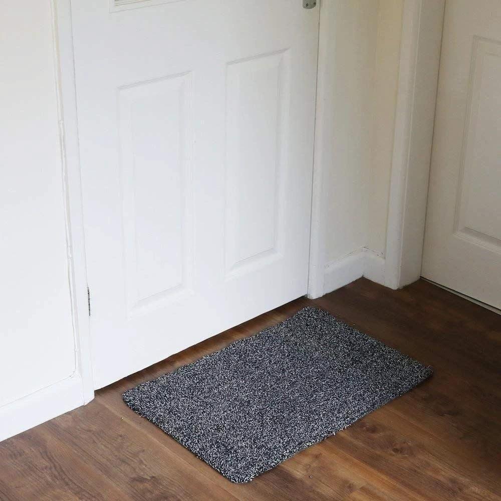 Dirt Trapper Door Mat by Casa & Beyond