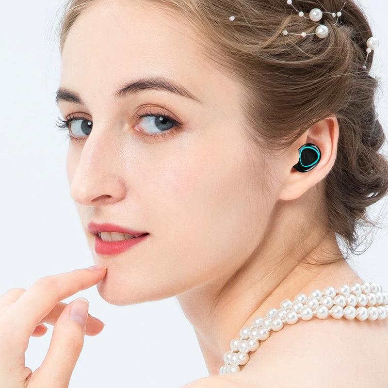 Bluetooth headphones without cable by Bowlift
