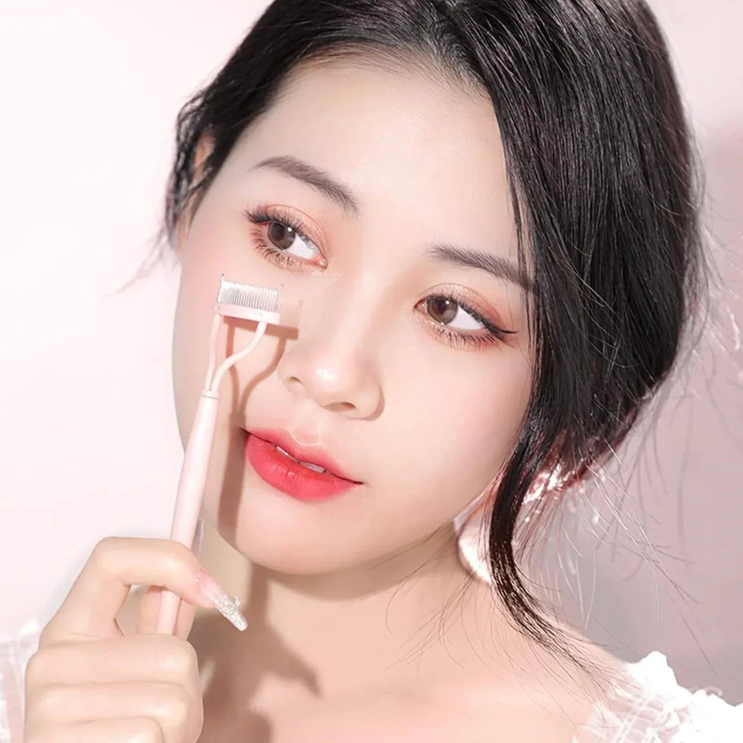Precision Eyelash Comb & Separator for Flawless Eyelashes by BowLift