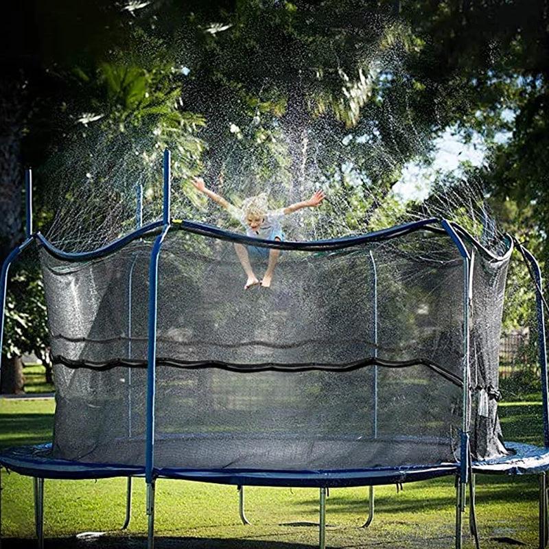 Water sprinkler for trampoline by Bowlift