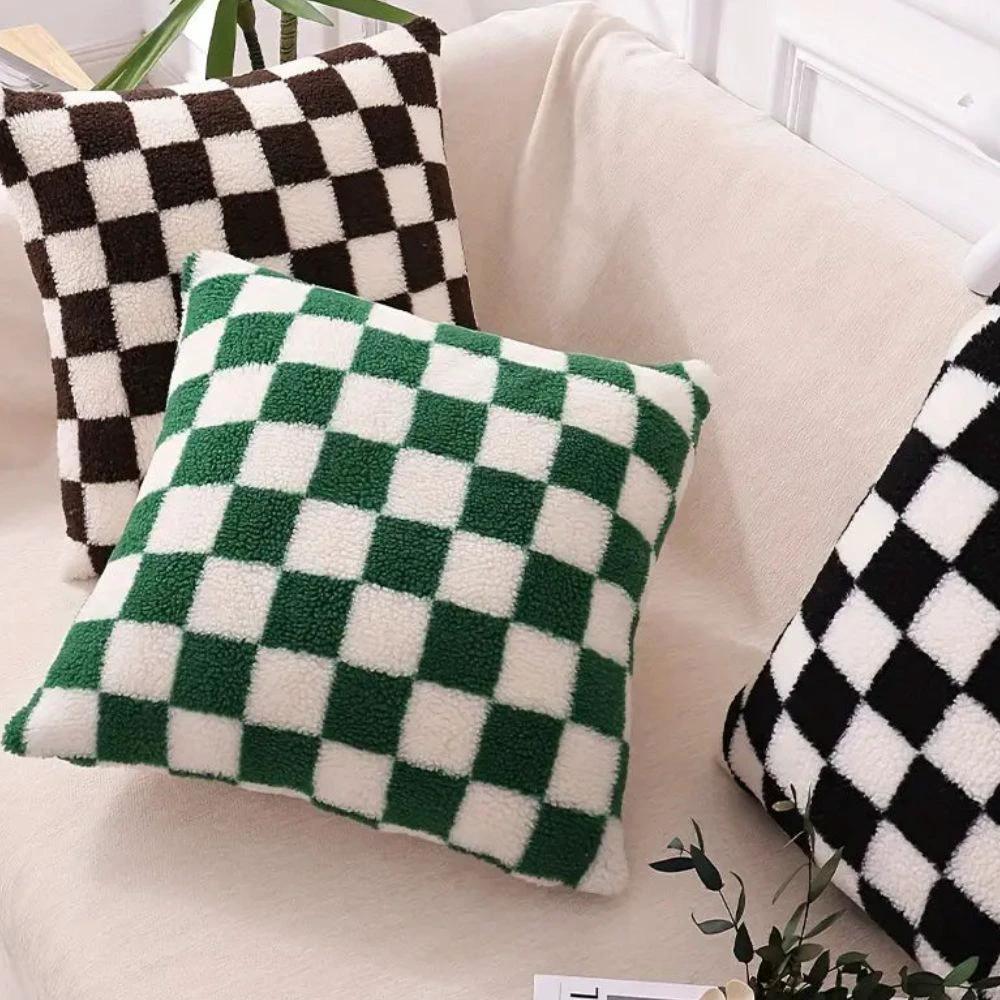 Fluff Mate Cushion Cover by Casa & Beyond