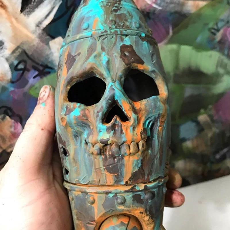 Ornament made of resin skull bomb by Bowlift