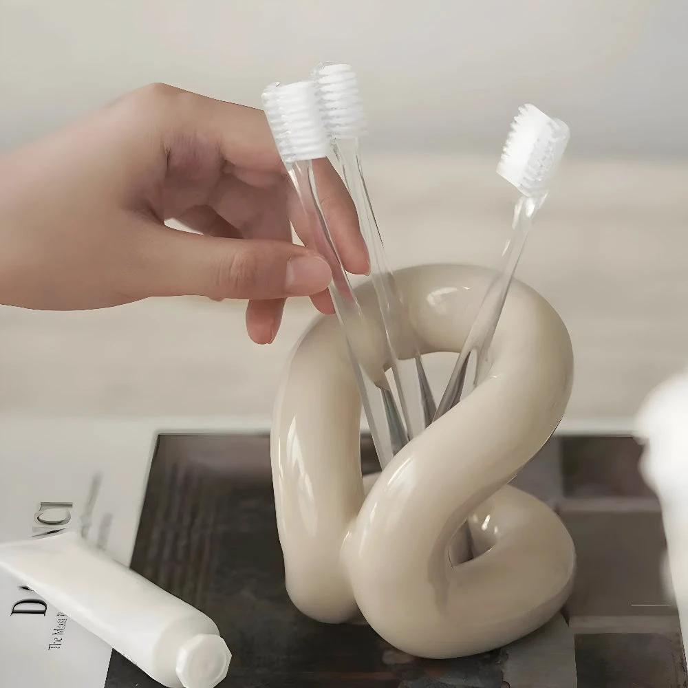 Nordic Knot Ceramic Holder by Casa & Beyond