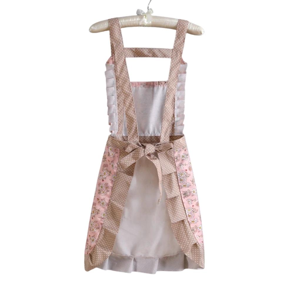 Sweet Flora Kitchen Apron by Casa & Beyond