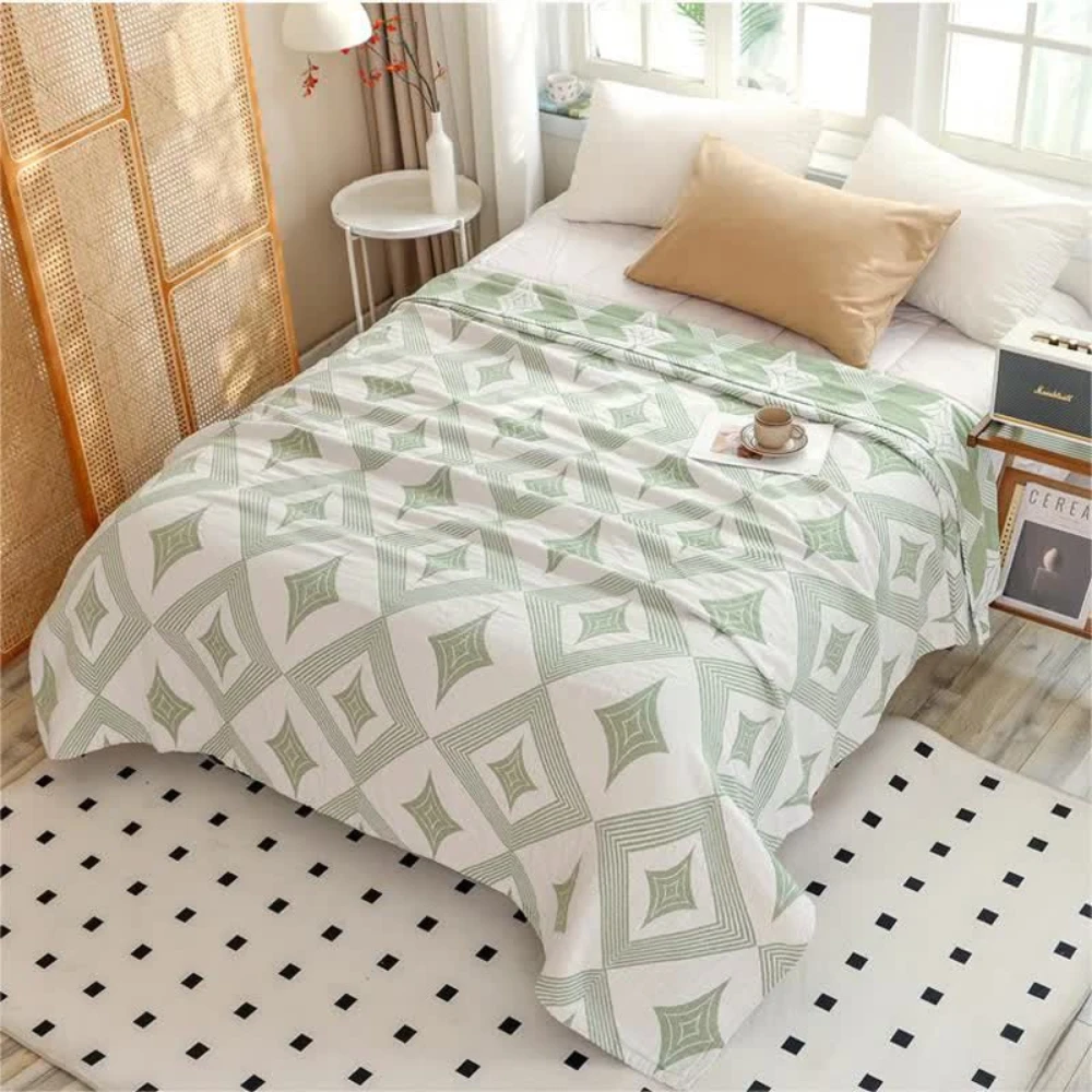 Diamond Geometric Pattern Blanket by Casa & Beyond