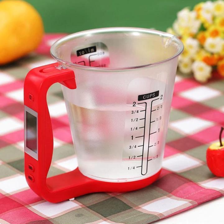 Measuring cup for kitchen use by Bowlift