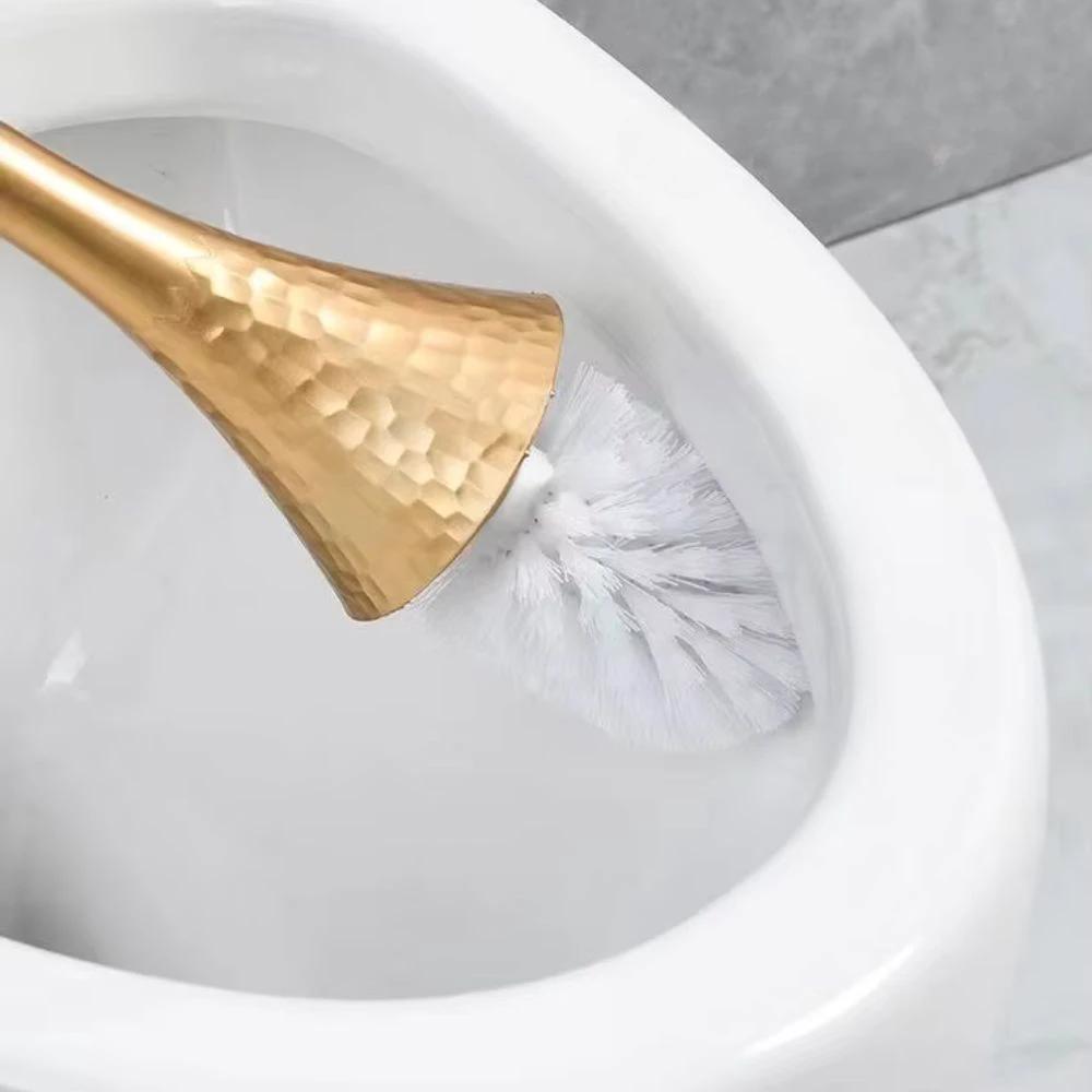 Imperial Gleam Toilet Brush by Casa & Beyond