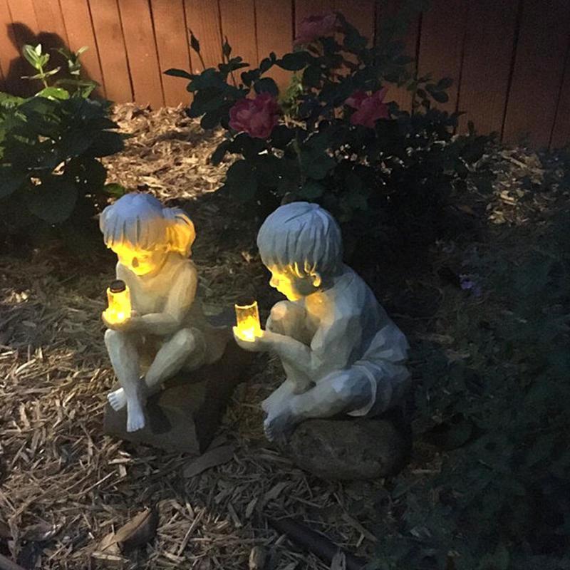Decorative statues made of resin by Bowlift