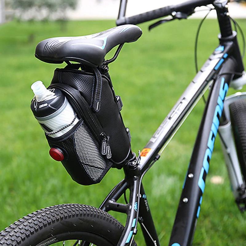 Waterproof bike bag under the saddle by Bowlift