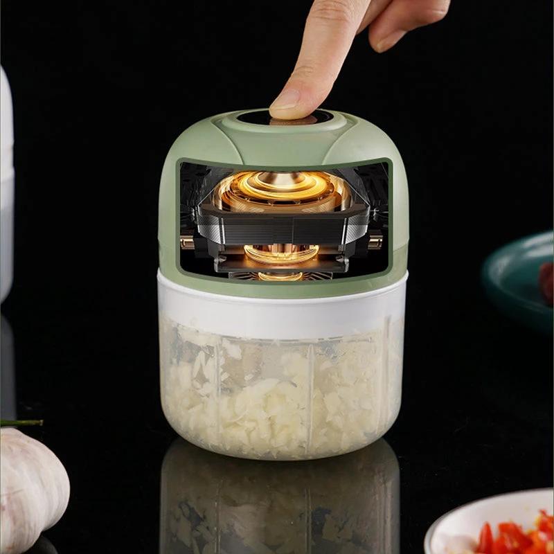 Electric garlic mills with USB battery by Bowlift