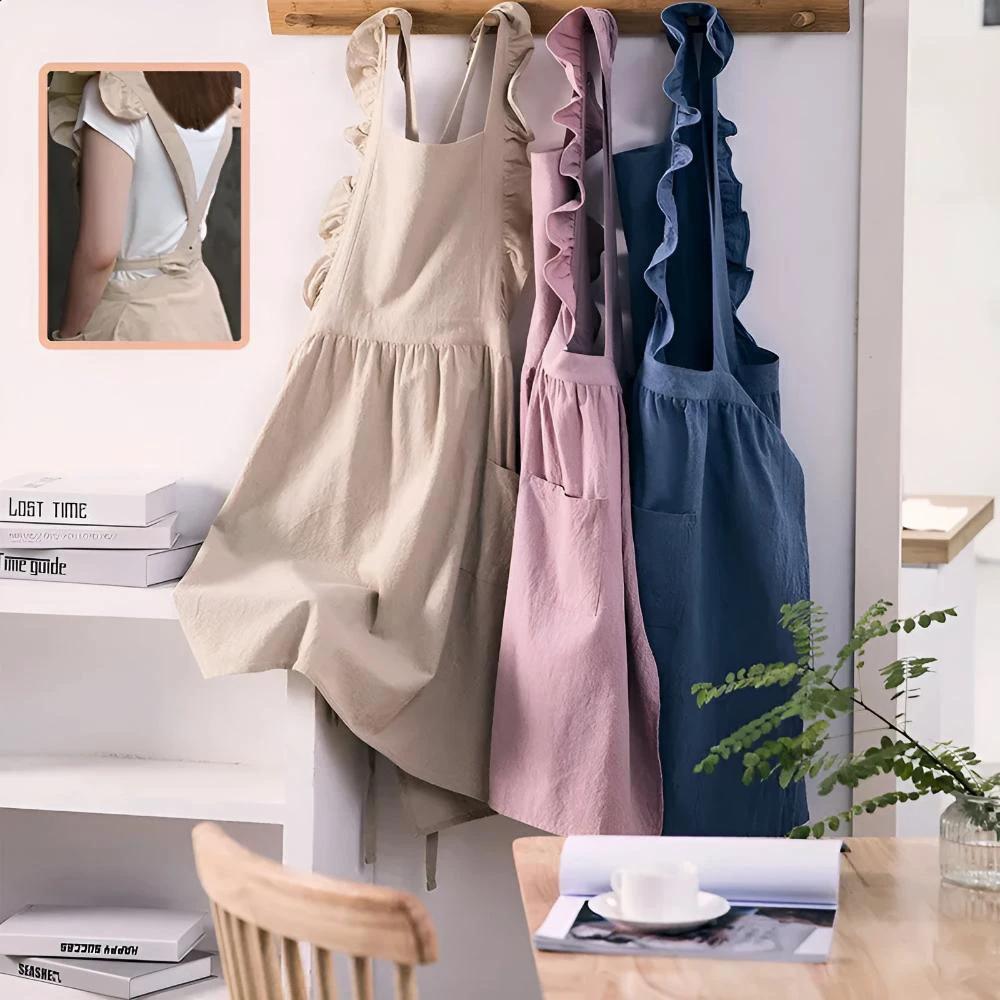 Lotus Leaf Lace Apron by Casa & Beyond
