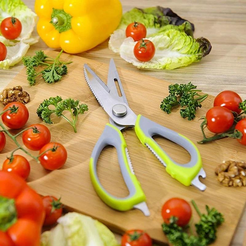 Multifunctional kitchen scissors by Bowlift