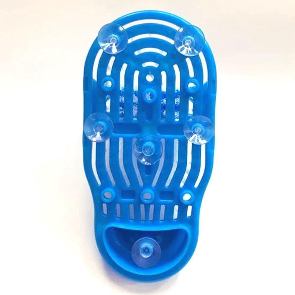 Foot cleaner for the shower by Bowlift