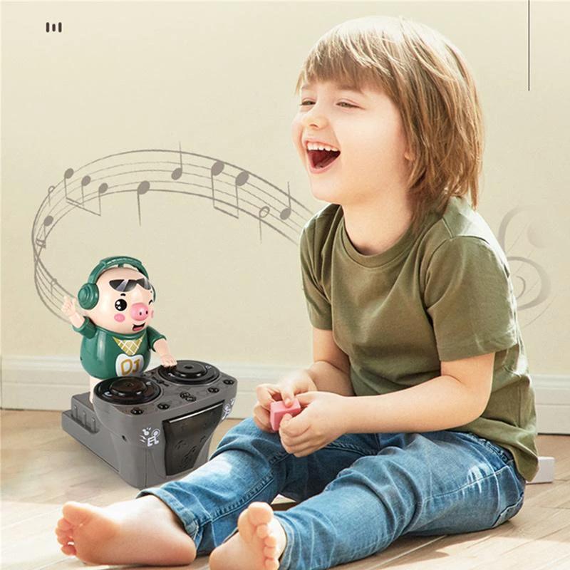 Musical dancing pig toy by Bowlift