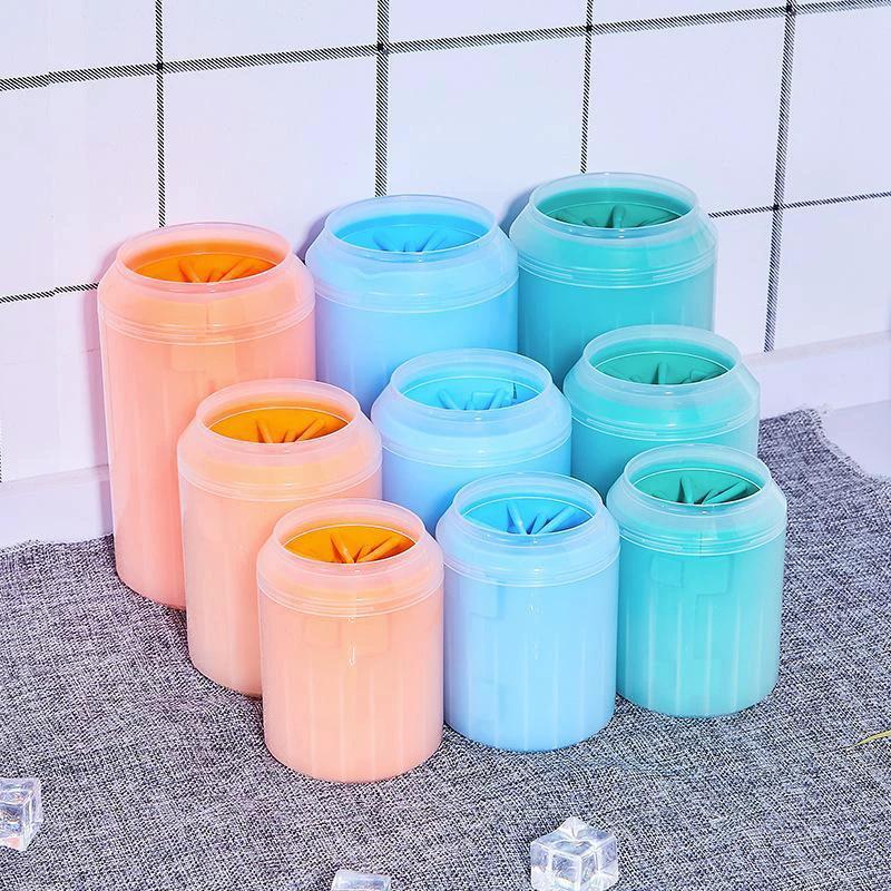 Drink cup for pets' paws by Bowlift