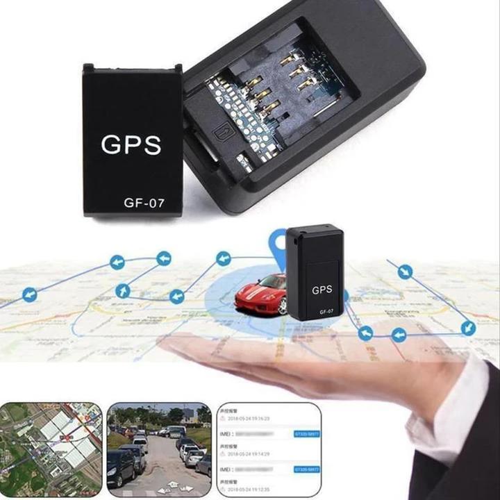 Mini portable GPS tracker by Bowlift