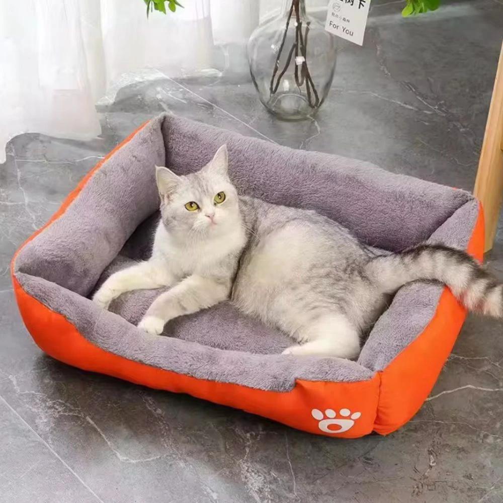 Fluff Zone Pet Bed by Casa & Beyond