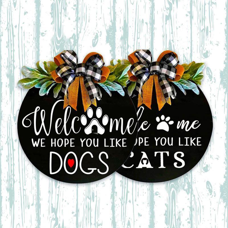 Wood Welcome Sign with Animals by Bowlift