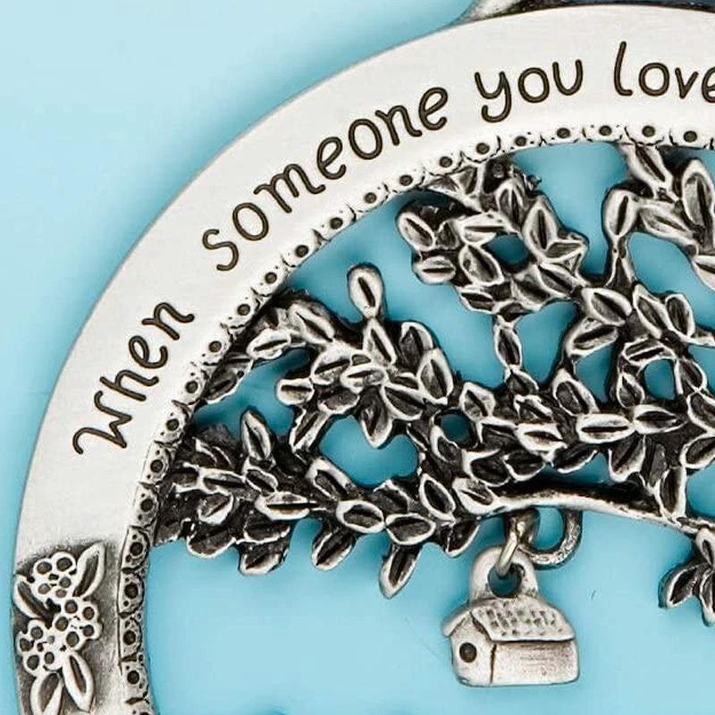 "When someone you love becomes a memory" - Solemn Christmas remembrance by Bowlift