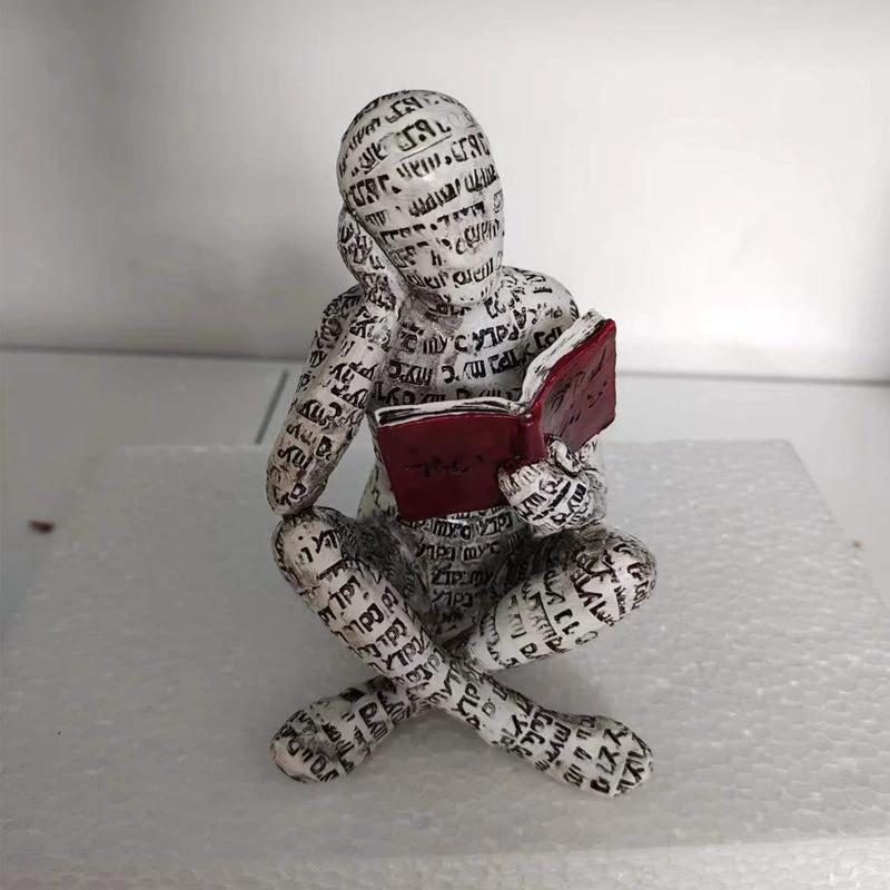 Decoration of the creative resin reader by Bowlift