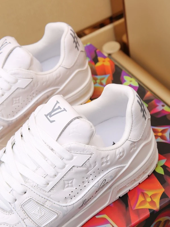 Luxury Trainer Sneakers Shoes #54 Signature White by Air Jordan