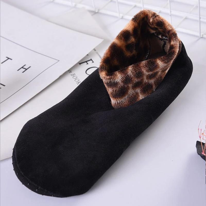 Non-slip inner thermal socks by Bowlift