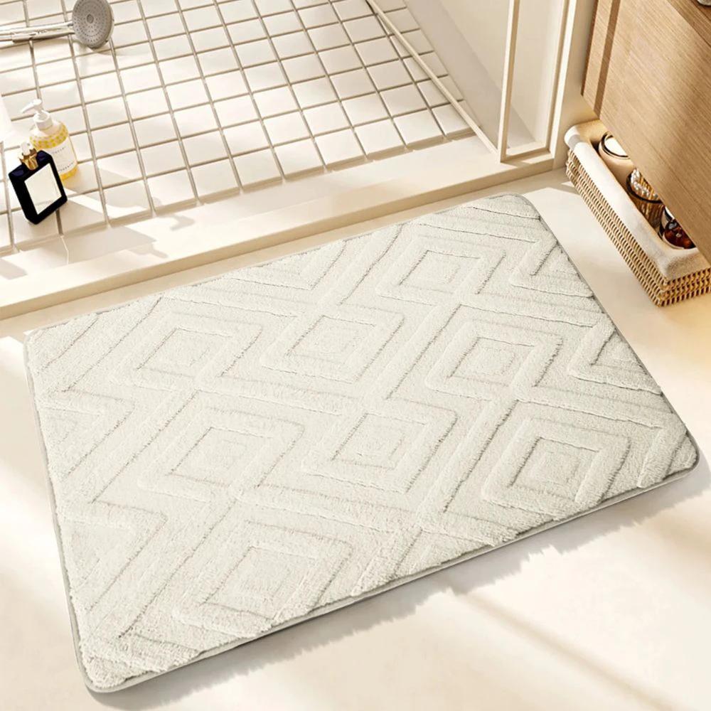 Diamond Jacquard Bath Mat by Casa & Beyond