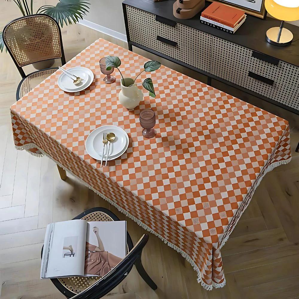 Heritage Checkered Tablecloth by Casa & Beyond