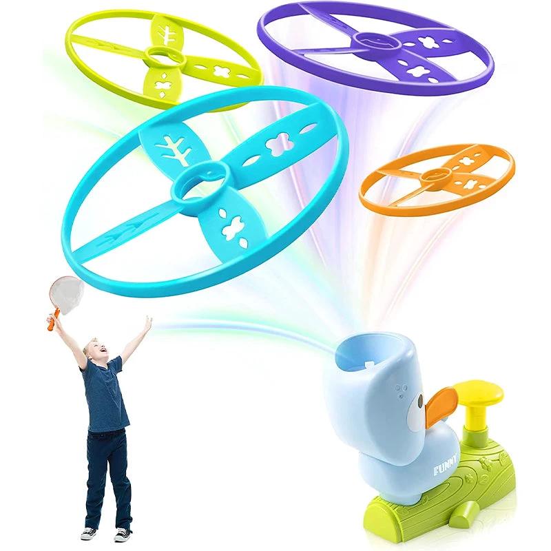 Toy flying ring catapult by Bowlift