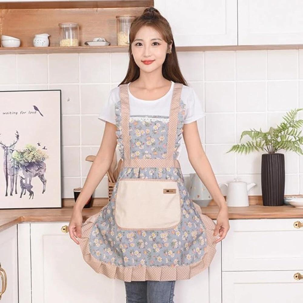 Sweet Flora Kitchen Apron by Casa & Beyond