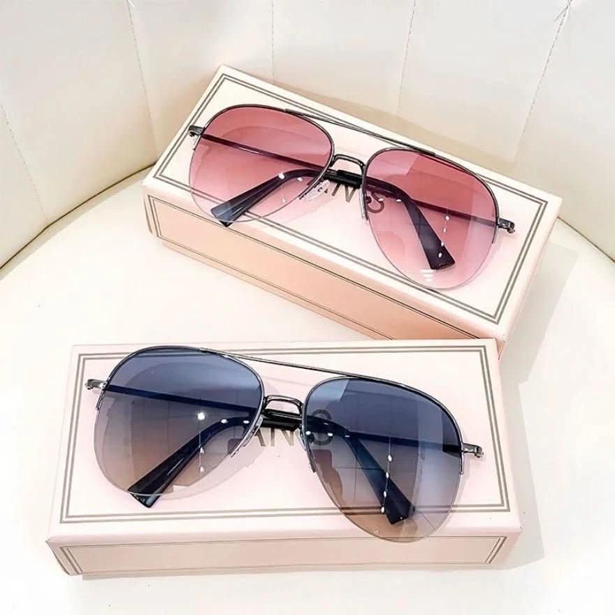 Pilot sunglasses with color gradient and UV400 protection for men by BowLift
