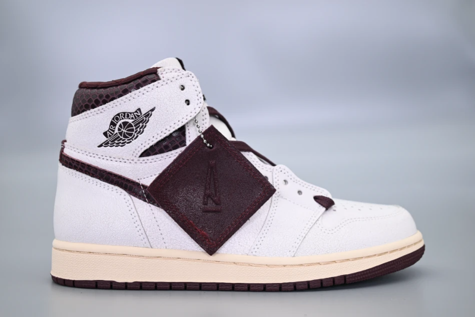Air Jordan 1 Retro High Og ''A Ma Maniere'' by Air Jordan