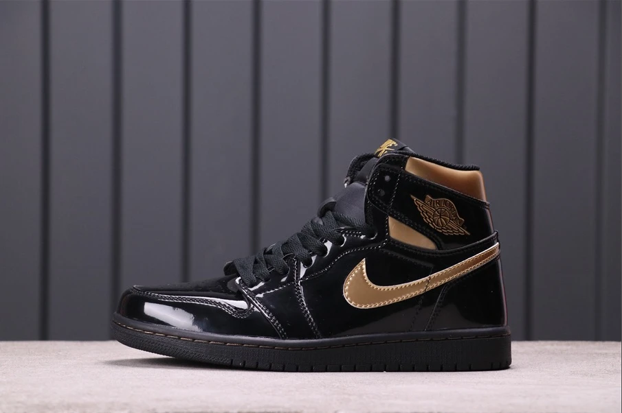 Air Jordan 1 High Black Metallic Gold by Air Jordan